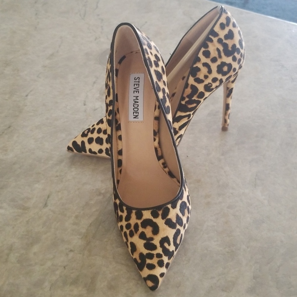 Daisie-L Leopard shoes